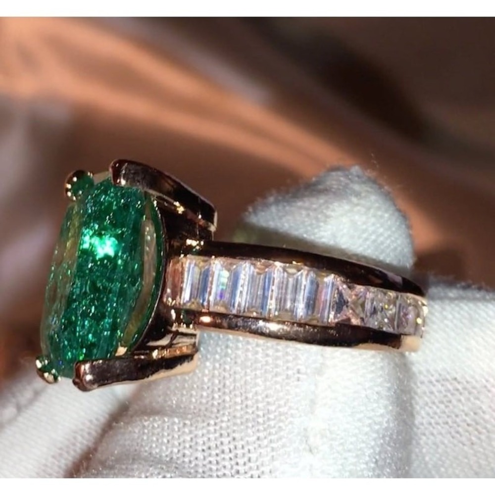 New 6 Rose Gold Simulated Emerald Cocktail Ring‎ Antique Solitaire Baguettes CZ - Picture 4 of 5